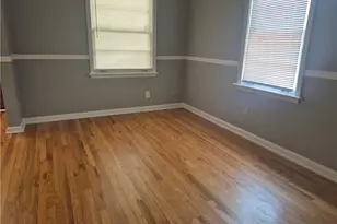 547 SW Westmeath Dr SW, Atlanta, GA 30310 - Photo 6
