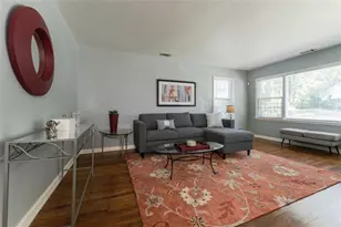 547 SW Westmeath Dr SW, Atlanta, GA 30310 - Photo 2