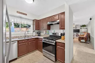 1325 Township Dr, Lawrenceville, GA 30043 - Photo 12