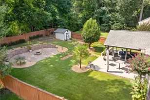 1325 Township Dr, Lawrenceville, GA 30043 - Photo 4
