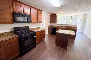 1672 Bennett Dr, McDonough, GA 30253 - Photo 2