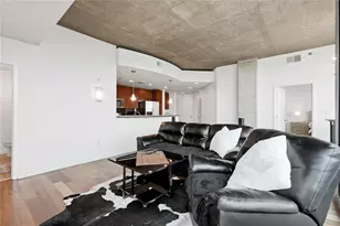 3324 Peachtree Rd NE, Atlanta, GA 30326 - Photo 12
