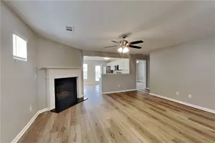 76 Arrowhead Dr, Dallas, GA 30132 - Photo 2