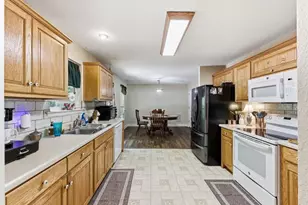 188 Seaborn Dr, Cleveland, GA 30528 - Photo 4