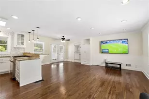 353 Westside Dr, Roswell, GA 30075 - Photo 6