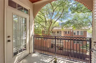 825 Highland Ln NE, Atlanta, GA 30306 - Photo 18