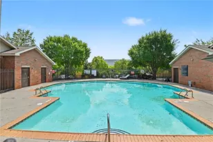 898 Oak Street SW, Atlanta, GA 30310 - Photo 4