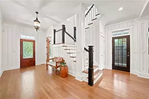 3901 Hazelhurst Dr, Marietta, GA 30066 - Photo 16