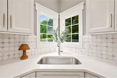 3901 Hazelhurst Drive, Marietta, GA 30066 - Photo 30