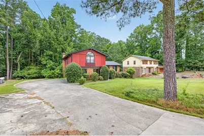 5223 Chamblee Dunwoody Road, Atlanta, GA 30338 - Photo 2
