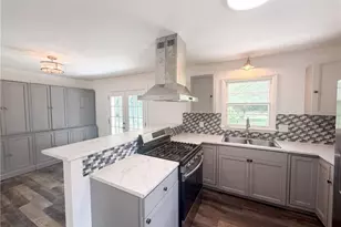 3119 Holbrook Dr SW, Marietta, GA 30060 - Photo 2
