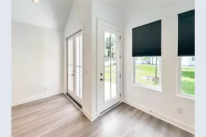 403 Burgundy Way, Woodstock, GA 30188 - Photo 4