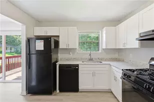 6047 Marbut Rd, Lithonia, GA 30058 - Photo 14
