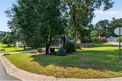 4983 Hunters Cove Drive, Acworth, GA 30101 - Photo 32
