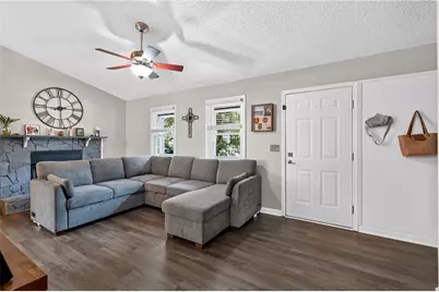 4983 Hunters Cove Drive, Acworth, GA 30101 - Photo 6
