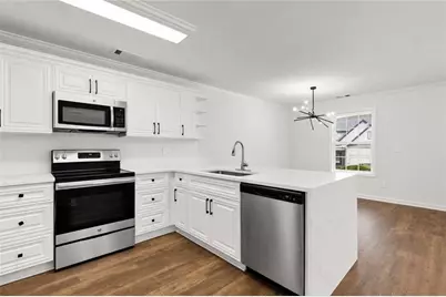 728 Skyview Drive NE, Marietta, GA 30060 - Photo 10