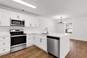728 Skyview Dr NE, Marietta, GA 30060 - Photo 10