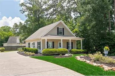 728 Skyview Drive NE, Marietta, GA 30060 - Photo 2