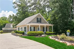 728 Skyview Dr NE, Marietta, GA 30060 - Photo 2
