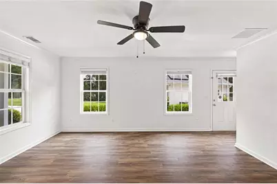 728 Skyview Drive NE, Marietta, GA 30060 - Photo 4