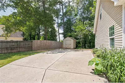 728 Skyview Drive NE, Marietta, GA 30060 - Photo 30