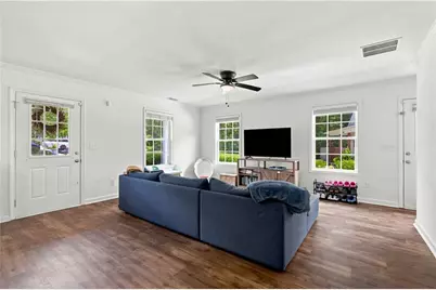 728 Skyview Drive NE, Marietta, GA 30060 - Photo 6