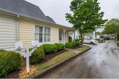 145 Victoria Way, Roswell, GA 30075 - Photo 2