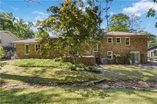 2738 Foster Ridge Rd, Atlanta, GA 30345 - Photo 24