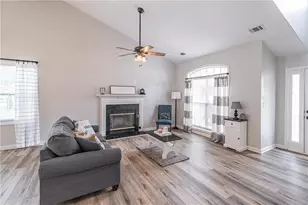 395 Flintlock Dr, Dacula, GA 30019 - Photo 10