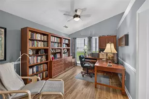 910 Prestonwood Dr, Lawrenceville, GA 30043 - Photo 6