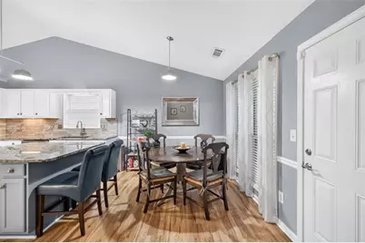 910 Prestonwood Drive, Lawrenceville, GA 30043 - Photo 12