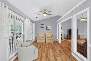 910 Prestonwood Dr, Lawrenceville, GA 30043 - Photo 14