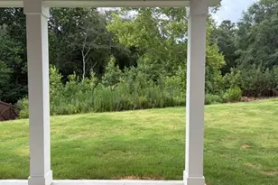 454 Sterling Creek Wy, Loganville, GA 30052 - Photo 2