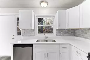 121 Mark Twain Cir, Athens, GA 30605 - Photo 14