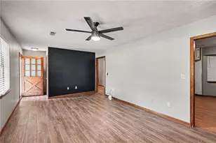 3011 Menlo Park Dr, Rex, GA 30273 - Photo 6