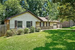 3011 Menlo Park Dr, Rex, GA 30273 - Photo 2