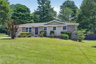 2397 Sherwood Pl SW, Marietta, GA 30008 - Photo 1