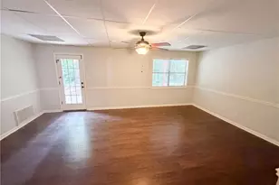 245 Mary Lynn Ln, Newnan, GA 30265 - Photo 8