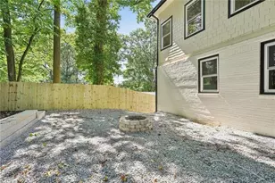 2423 Melinda Dr NE, Atlanta, GA 30345 - Photo 70