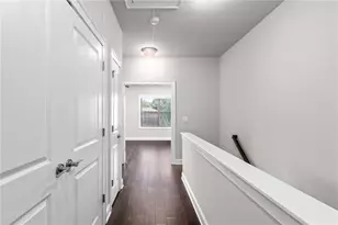 4147 Township Pkwy, Atlanta, GA 30342 - Photo 28