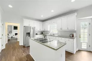 3335 Arborwoods Dr, Johns Creek, GA 30022 - Photo 10