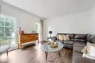 3335 Arborwoods Dr, Johns Creek, GA 30022 - Photo 6