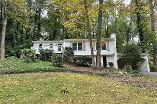 1231 Woodleigh Rd SW, Marietta, GA 30008 - Photo 2