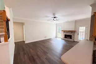 8635 Amsbury Way, Cumming, GA 30041 - Photo 8