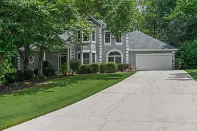 11355 Vedrines Drive, Alpharetta, GA 30022 - Photo 4