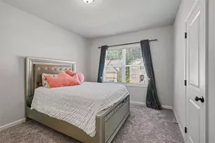 624 Henson Farm Dr, Loganville, GA 30052 - Photo 16