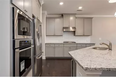 1856 Terrewood Drive, Atlanta, GA 30329 - Photo 8