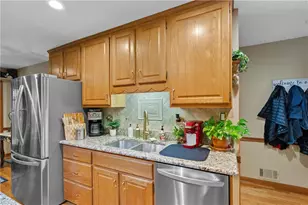 11740 Mountain Laurel Dr, Roswell, GA 30075 - Photo 14