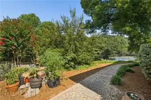 1355 Euclid Ave NE, Atlanta, GA 30307 - Photo 20