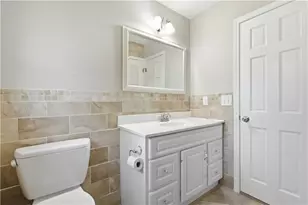 5157 Lakesprings Dr, Dunwoody, GA 30338 - Photo 46